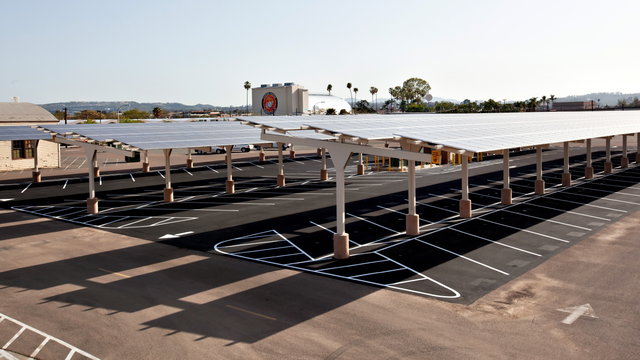 Marine Corps Air Station Miramar microgrid: from design and construction to operations and commissioning