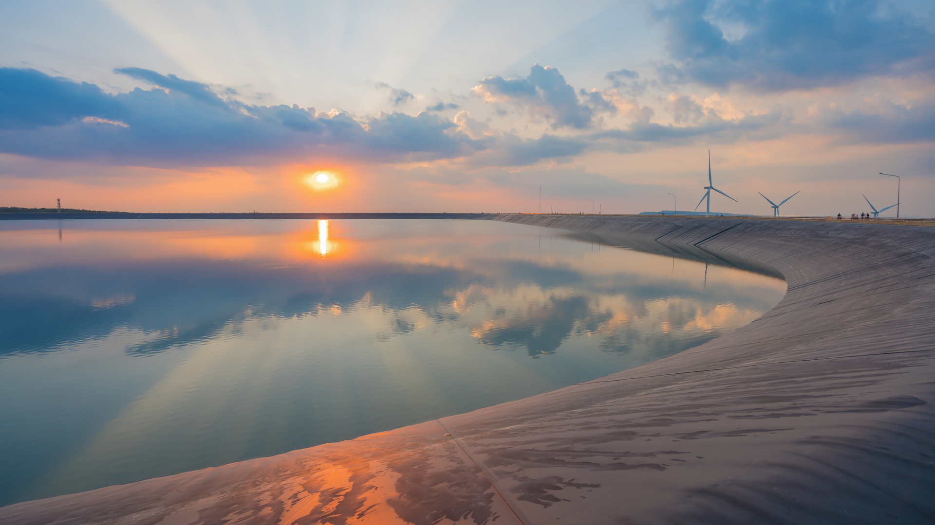 Navigating the waters of sustainable hydrogen production